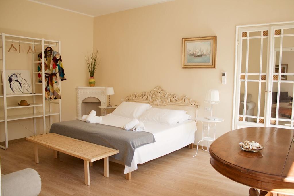 Acacia Firenze Apartments Artemisia-Angelica ภายนอก รูปภาพ